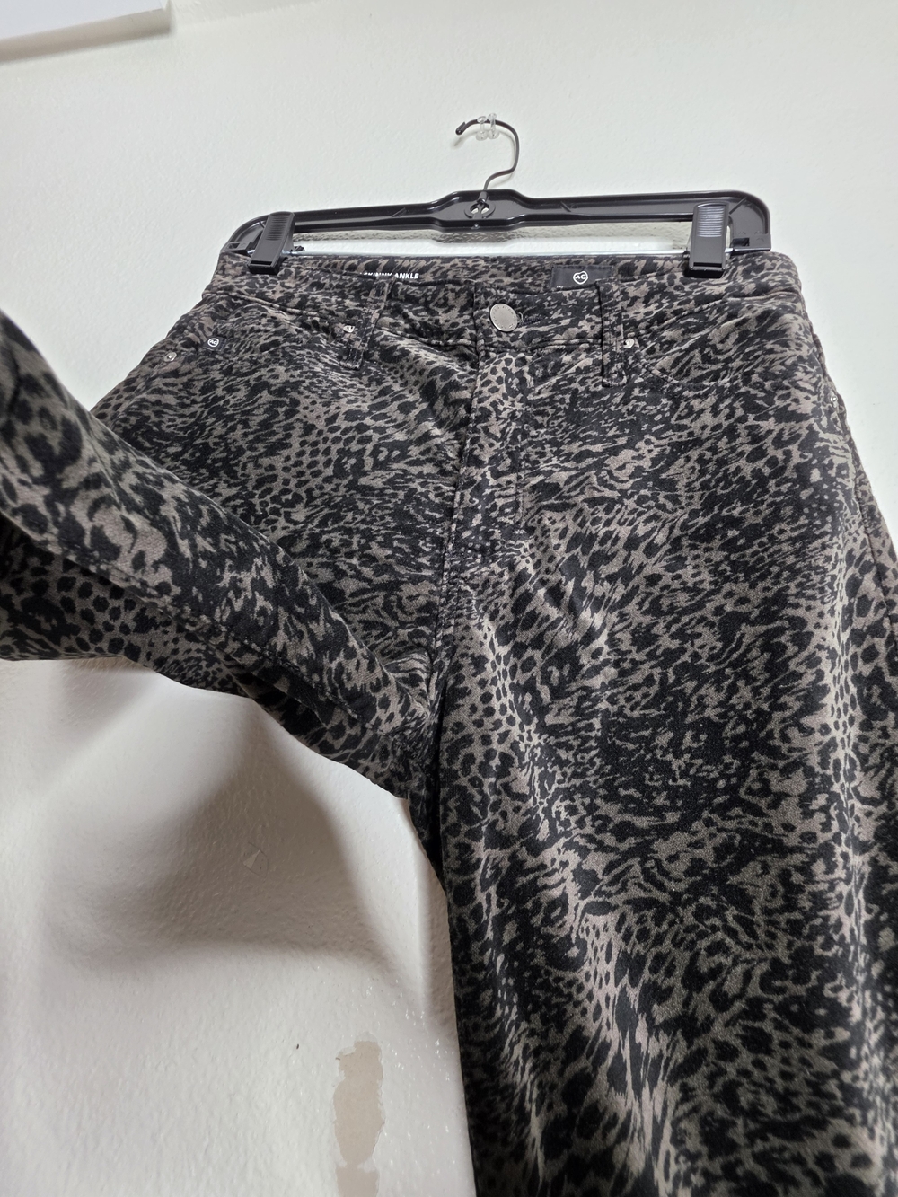 AG Adriano Goldschmied Farrah Skinny Ankle Leopard Velvet Size 28 - Picture 8 of 13